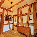 Altes Zollhaus - - Lovely - Luxury - Maisonette דירה שוואבאך