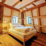 Altes Zollhaus - - Lovely - Luxury - Maisonette