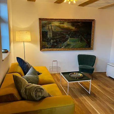 Altes Zollhaus - - Lovely - Luxury - Maisonette * Schwabach