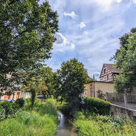 Apartment Altes Zollhaus - - Lovely - Luxury - Maisonette Schwabach