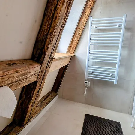 Altes Zollhaus - - Lovely - Luxury - Maisonette * Schwabach